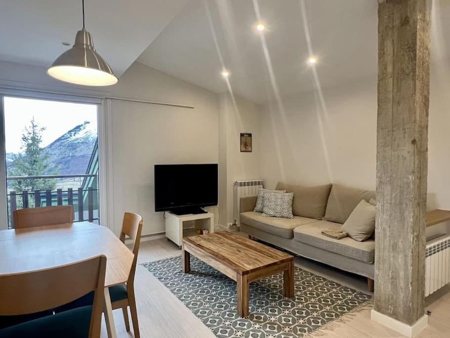 Apartamento Minutar. Luminoso Y Reformado Formigal Exterior foto
